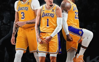 星空体育官网入口-勒布朗詹姆斯领衔湖人队击败对手，晋级下一轮