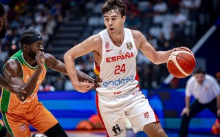 星空体育官方网站-科特迪瓦球员斗志昂扬，誓与对手拼搏