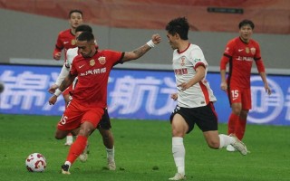 星空体育官方网站-亚泰客场发挥糟糕，球队战术需尽早调整