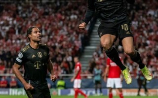 星空体育官方网站-拜仁慕尼黑主场再获胜利，稳坐榜首位置