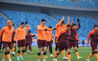 星空体育官网-球队团结一心，迎接新挑战的到来