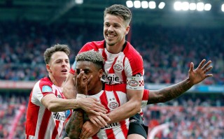 星空体育官网-利物浦中场加盟勒沃库森，期待稳定表现