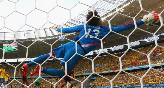 星空体育-阿尔梅里亚后卫连续解围守住球门-第2张图片-星空体育官方网站 星空体育-阿尔梅里亚后卫连续解围守住球门-第2张图片-星空体育官方网站