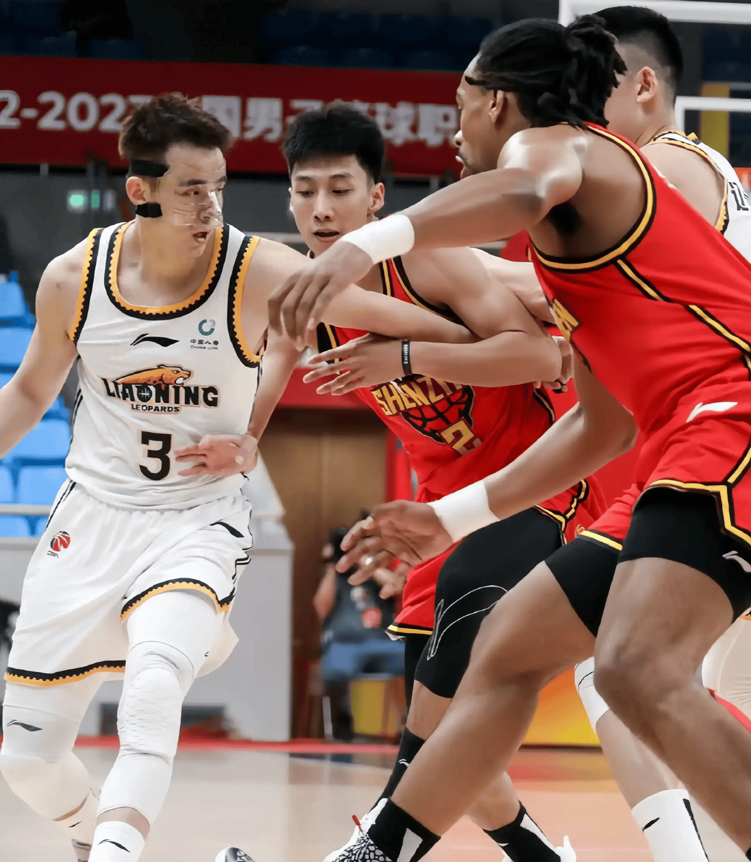 星空体育app-焦点事件：欧预赛强队对抗，胜负难料-第2张图片-星空体育官方网站