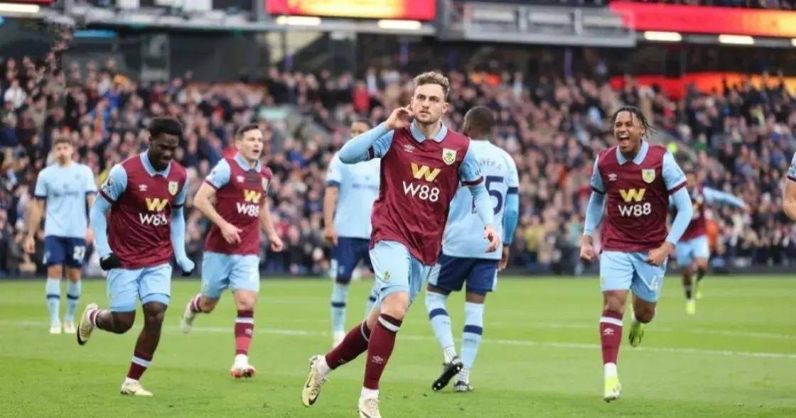 星空体育官方网站-华尔夫斯堡击败西汉姆联，保级希望增加-第2张图片-星空体育官方网站