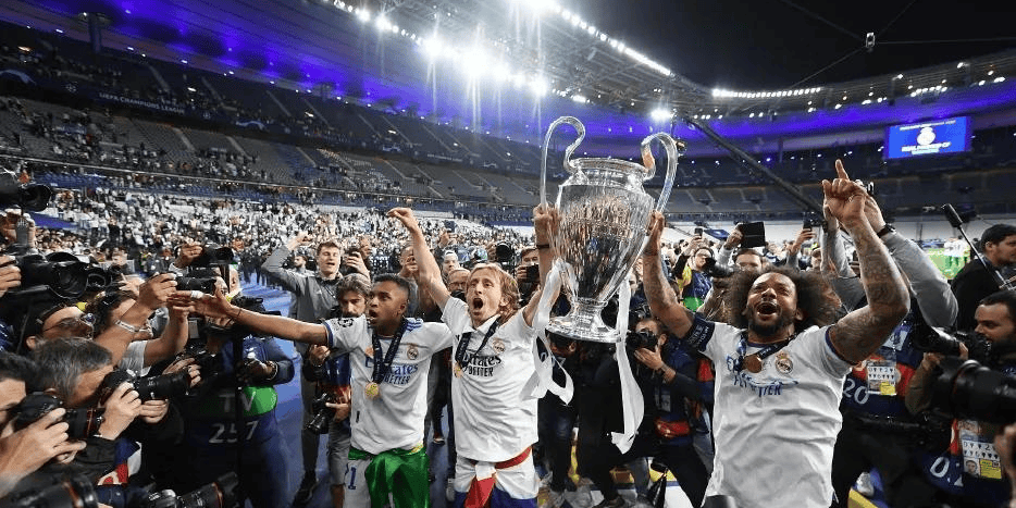 星空体育app-曼城遭遇困境，欧冠竞争愈发激烈-第1张图片-星空体育官方网站