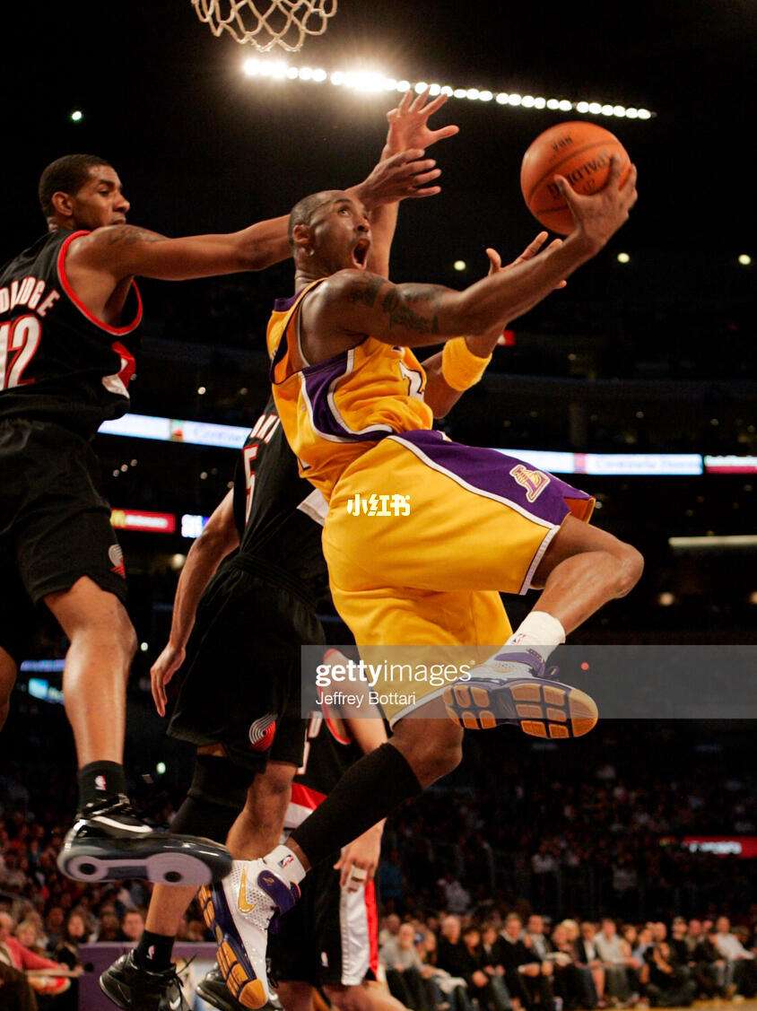 星空体育-竞技场上篮球比赛频频上演,球员敬业拼搏-第2张图片-星空体育官方网站 星空体育-竞技场上篮球比赛频频上演,球员敬业拼搏-第2张图片-星空体育官方网站