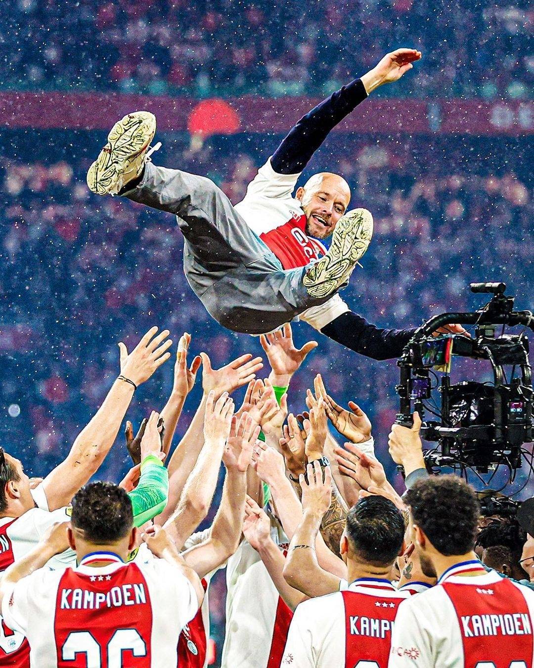 星空体育官网-阿贾克斯再次取得胜利，晋级下一轮-第2张图片-星空体育官方网站