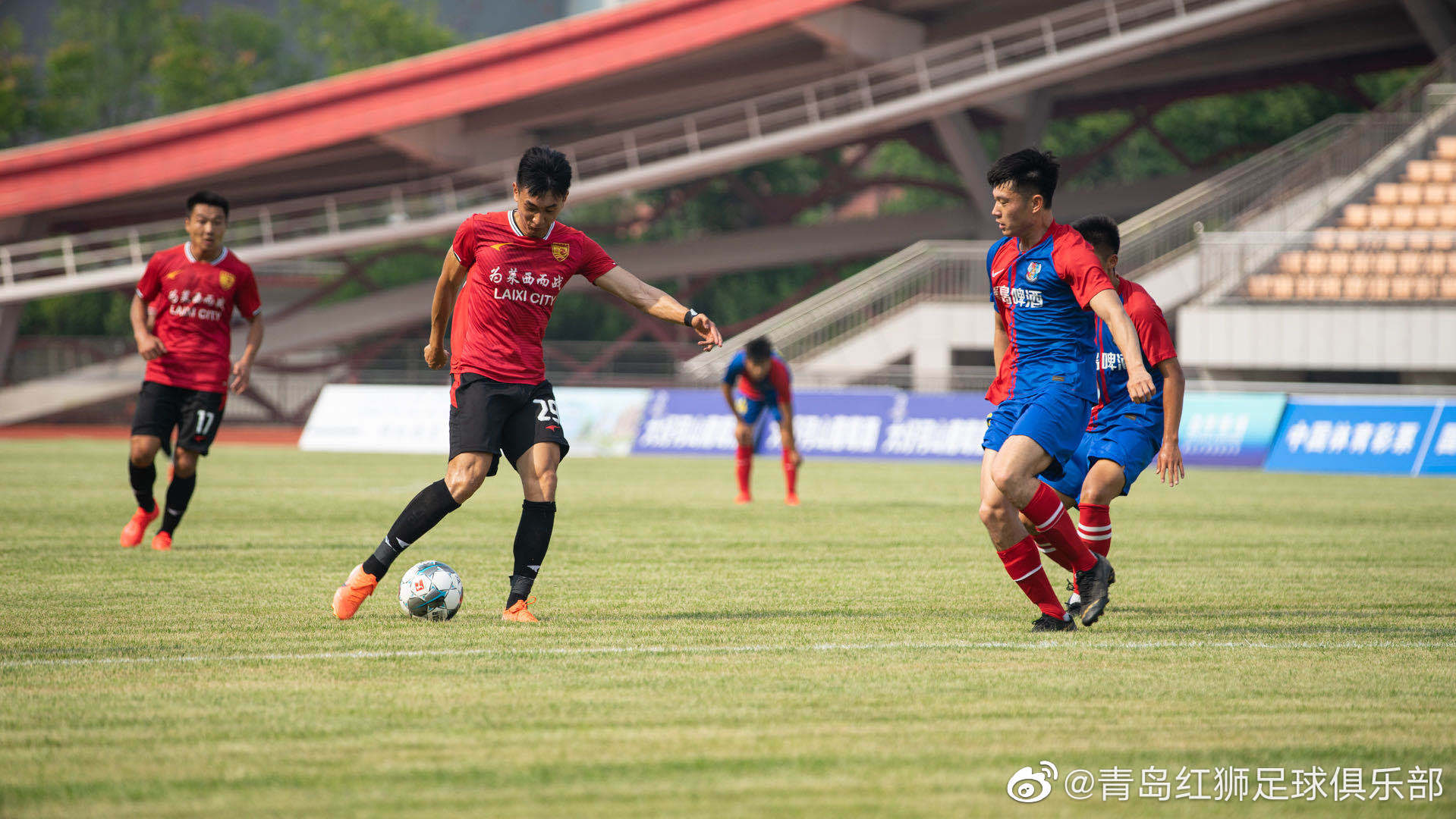 星空体育官网-青岛黄海队实力强悍，场上表现令人眼前一亮-第1张图片-星空体育官方网站