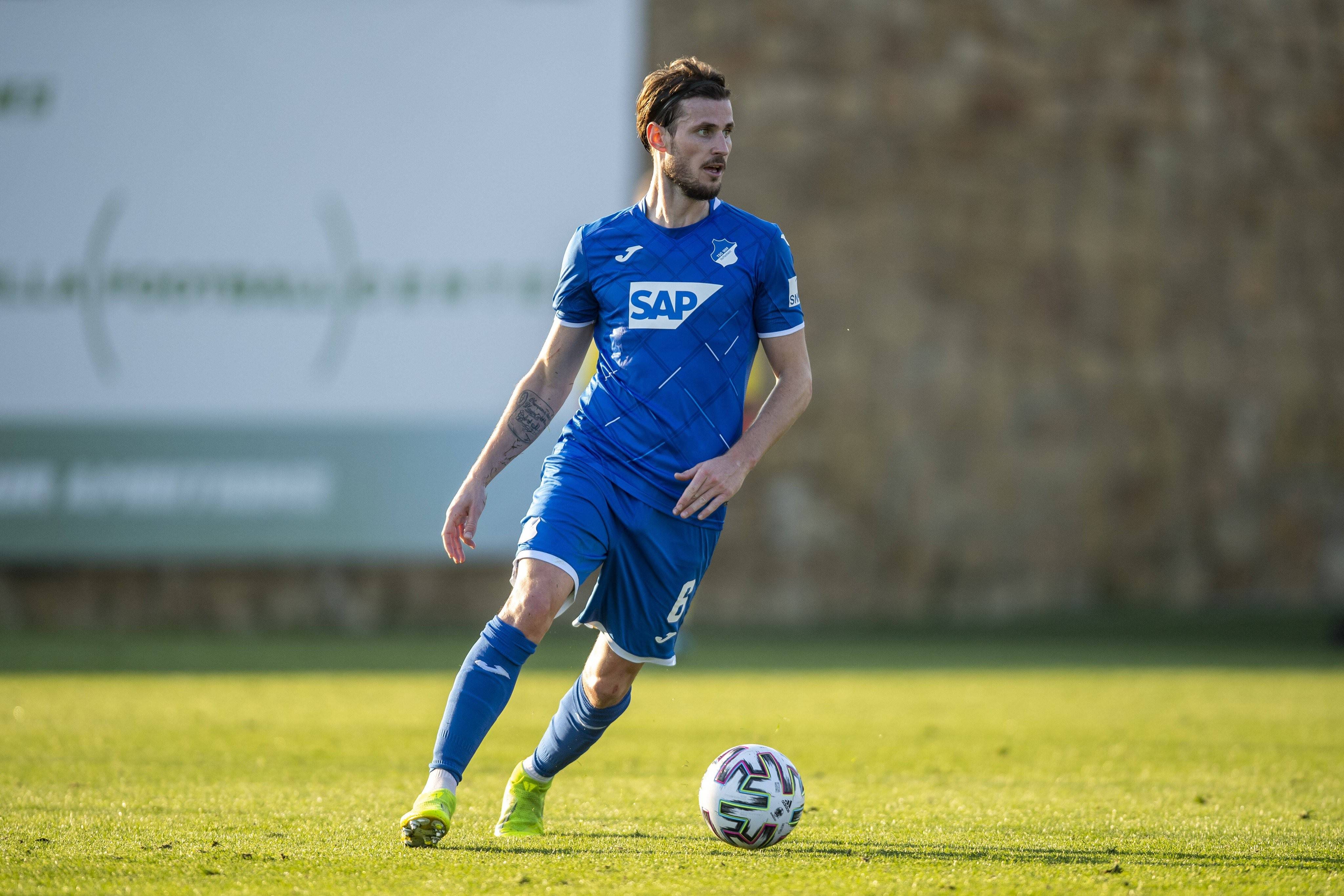 星空体育app-斯图加特努力在德甲比赛中出类拔萃-第1张图片-星空体育官方网站 星空体育app-斯图加特努力在德甲比赛中出类拔萃-第1张图片-星空体育官方网站