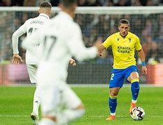 星空体育官网-拉姆布特在比赛中用盘带突破防线-第2张图片-星空体育官方网站 星空体育官网-拉姆布特在比赛中用盘带突破防线-第2张图片-星空体育官方网站