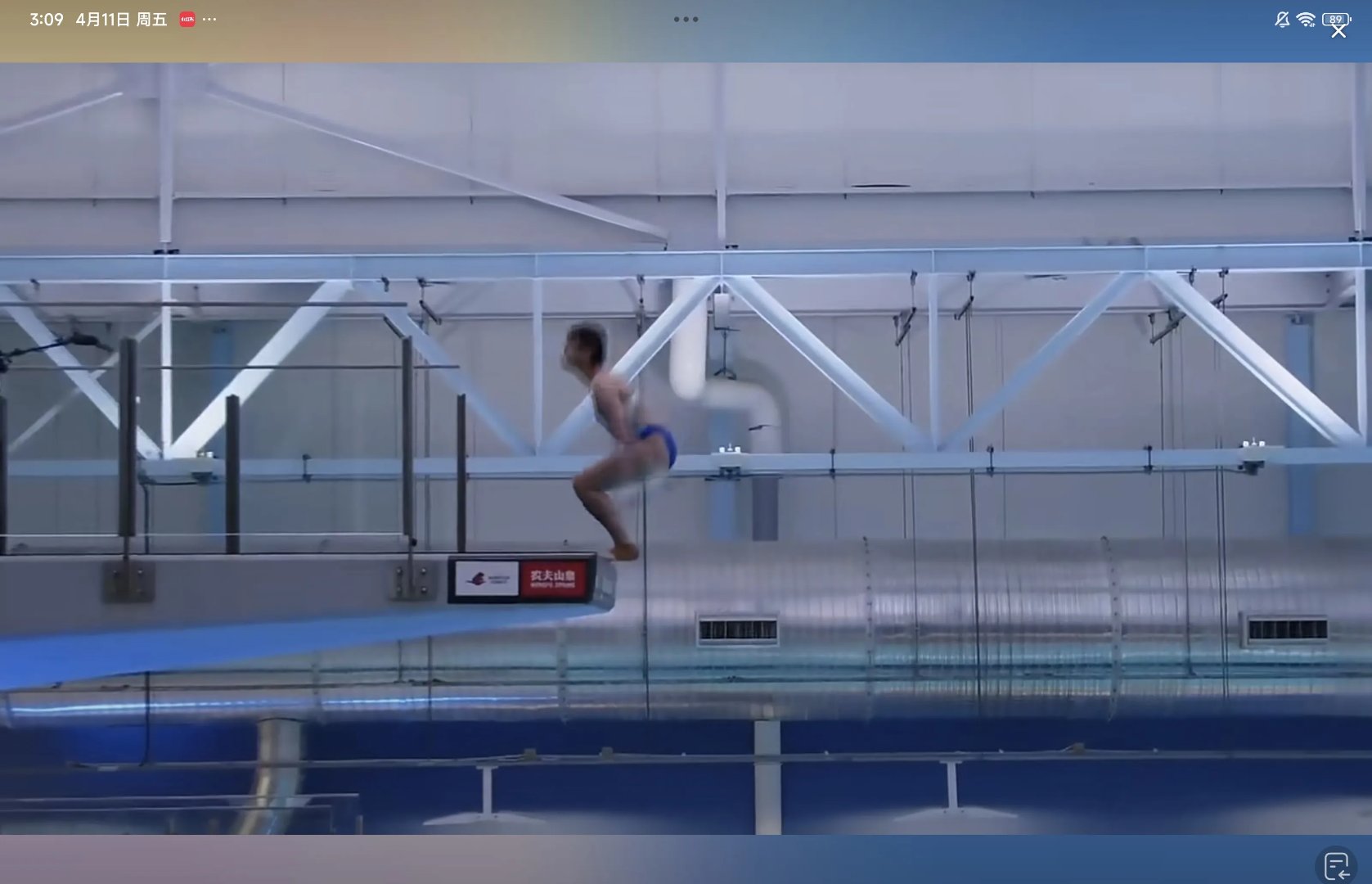 星空体育-加拿大跳水选手高空飞跃，神采飞扬-第1张图片-星空体育官方网站