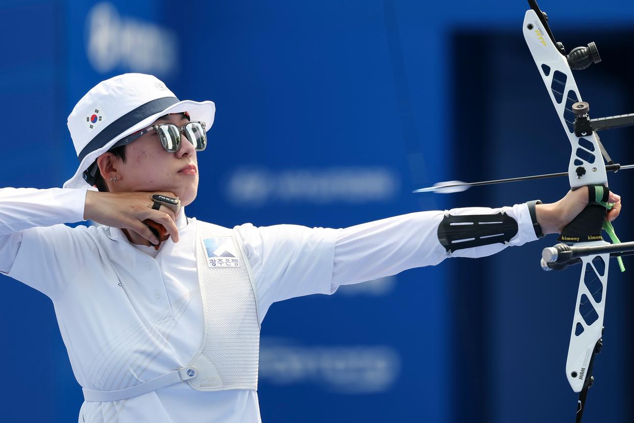 星空体育app-俄罗斯女子射箭队喜获金牌，士气高昂-第2张图片-星空体育官方网站