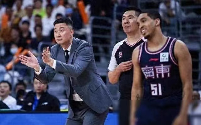 星空体育-队员在关键时刻表现出色，赛事备受瞩目-第2张图片-星空体育官方网站